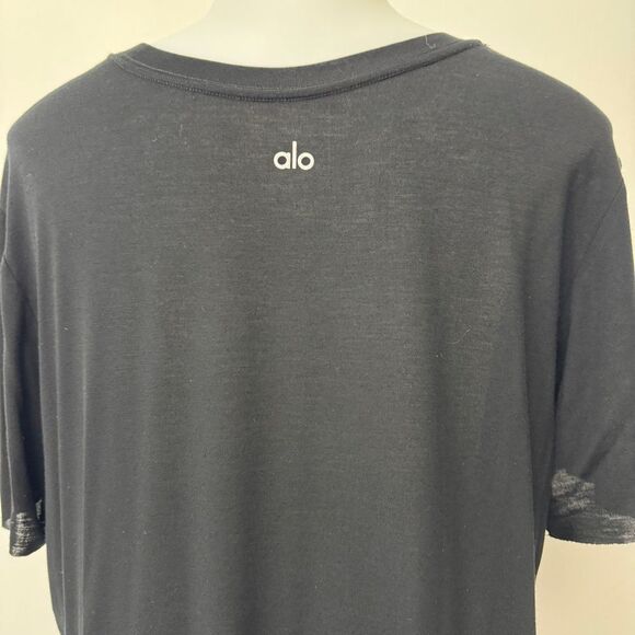 Alo Yoga Black Longer in back Basic Top Size Small - Picture 4 of 9